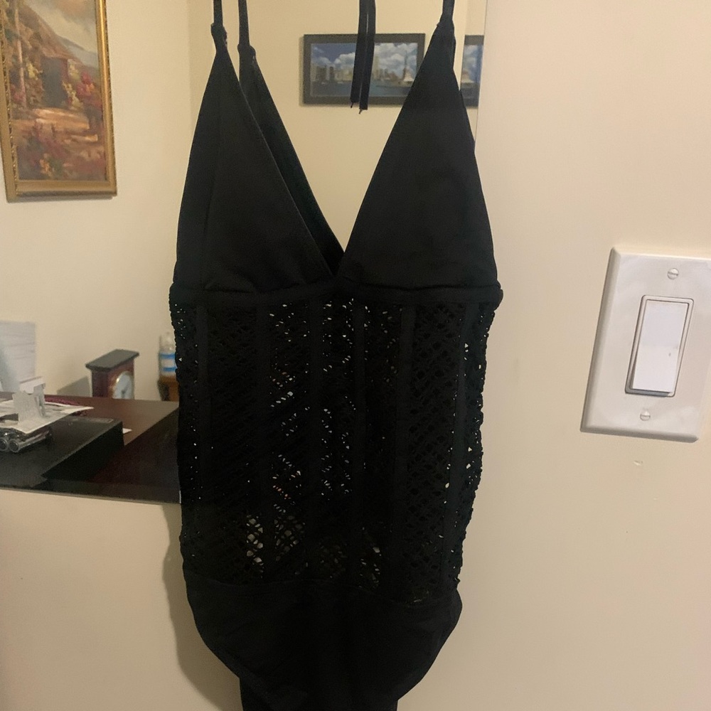 One piece swimwear